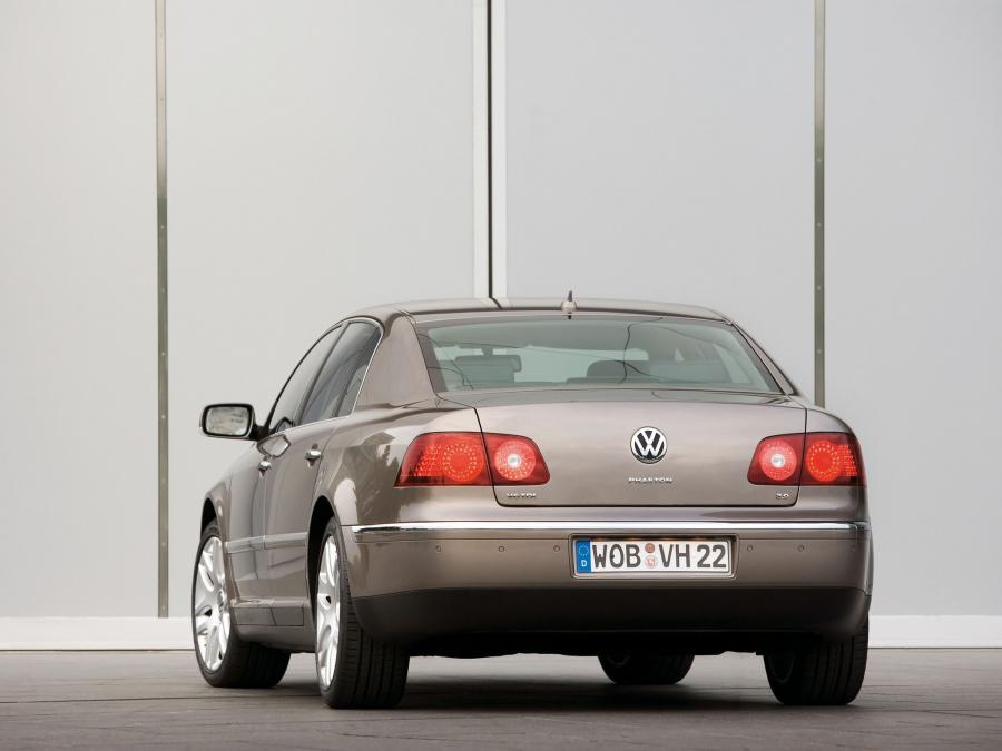  Volkswagen Phaeton V6 TDi 2007 года  (фото 4 из 7)